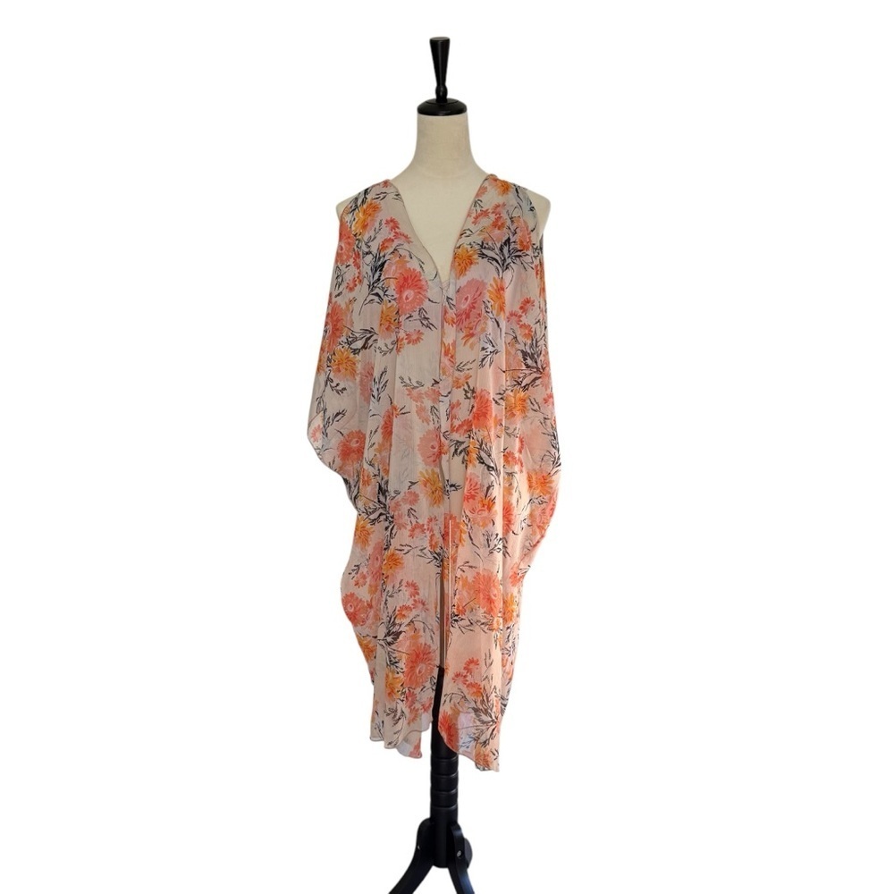 American Rag et‎ Cie Flowy Geranium Print Cold Shoulder Long Length Kimono